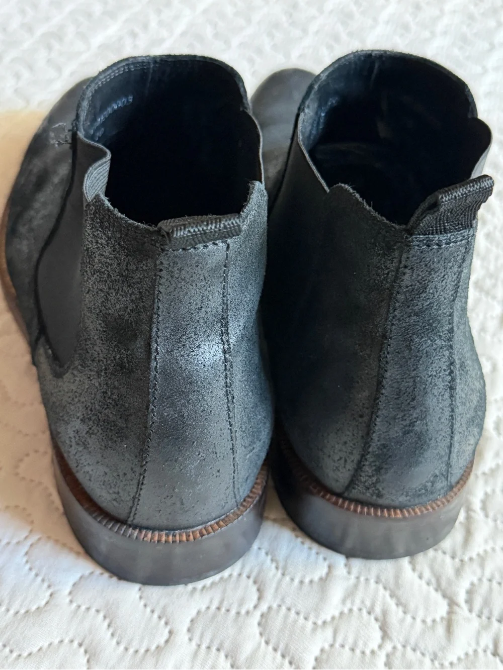 Joseph Abboud Men’s Black Leather Slip-On Boots Subtle Distressed Finish Size 10